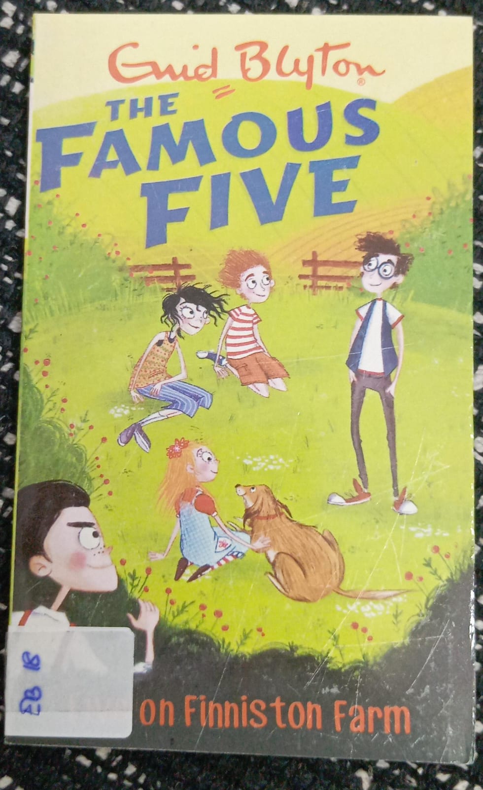 THE FAMOUS FIVE (FIVE ON FINNISTON FARM) - EB - 18