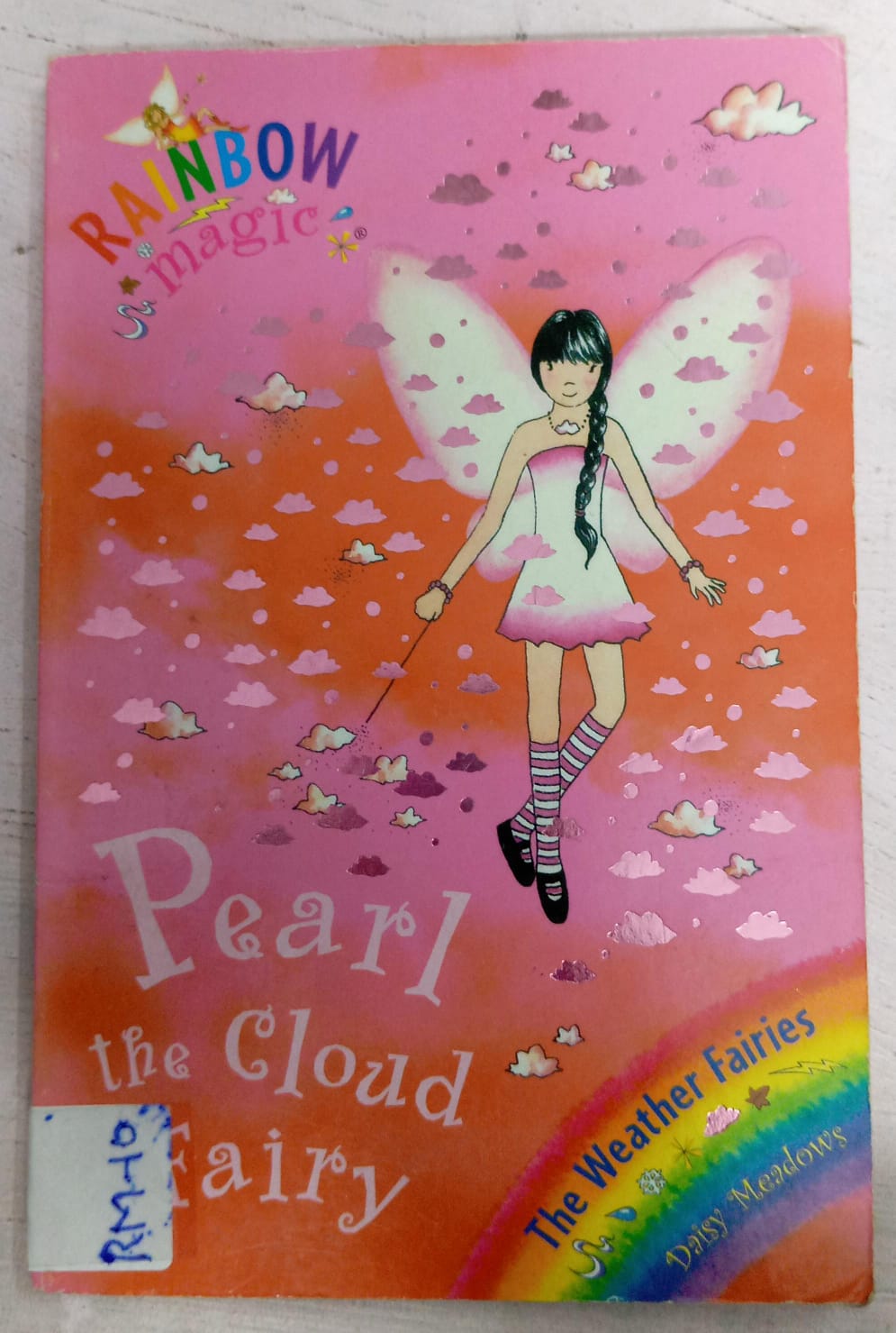 RAINBOW MAGIC: PEARL THE CLOUD FAIRY – RM-10