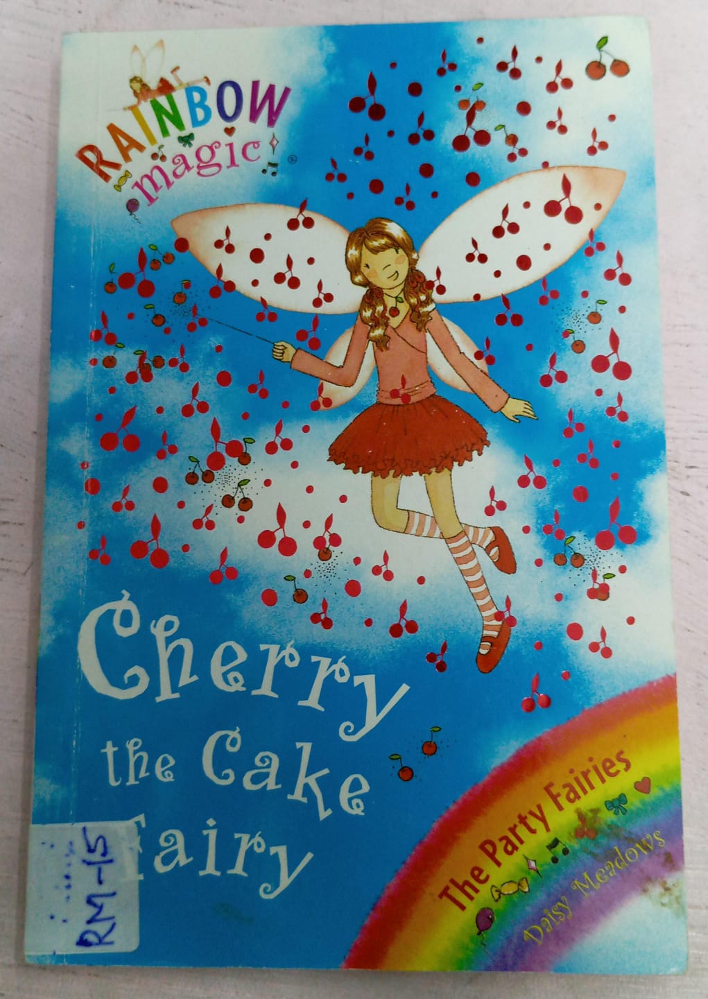 RAINBOW MAGIC: CHERRY THE CAKE FAIRY – RM-15