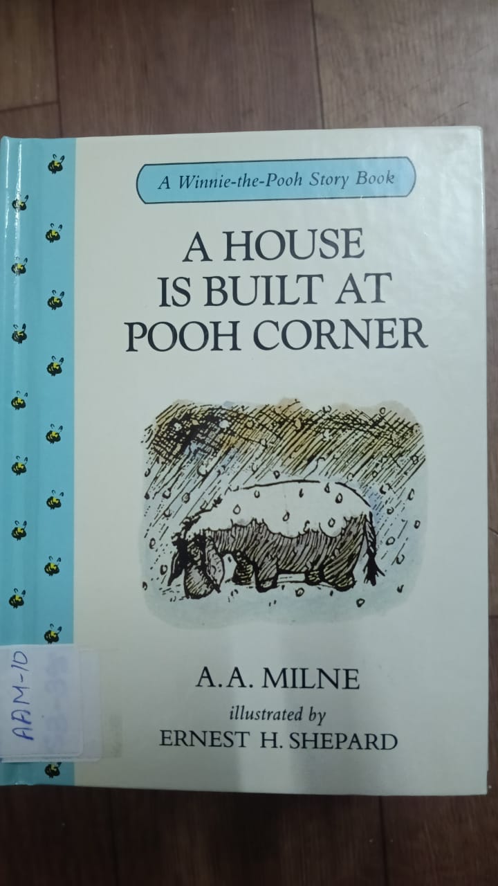 WINNIE THE POOH: A HOUSE IS BUILT AT POOH CORNER - AAM-10