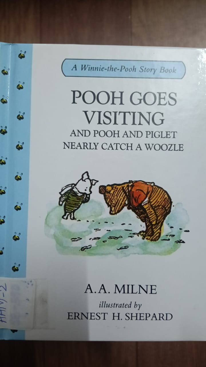 WINNIE THE POOH: POOH GOES VISITING AND POOH AND PIGLET NEARLY CATCH A WOOZLE - AAM-2