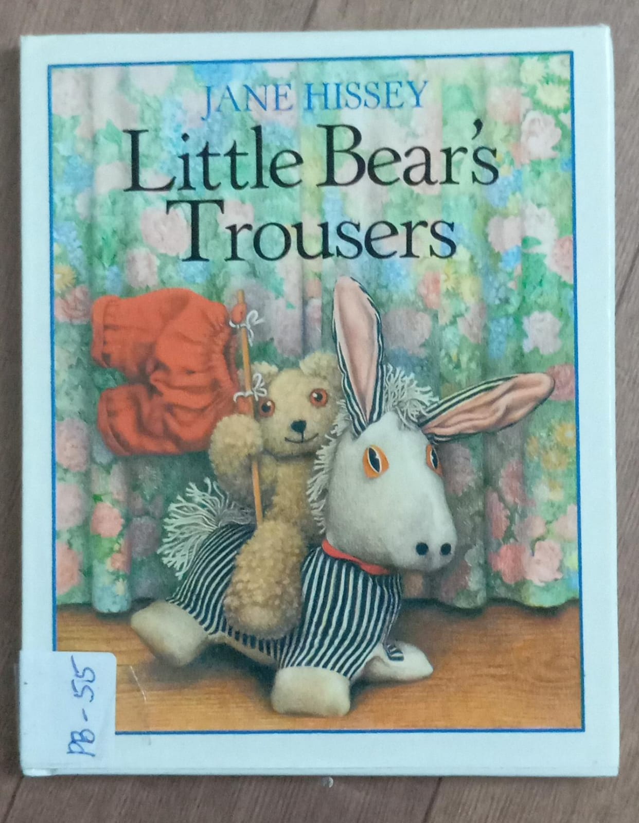 Little Bear's Trousers