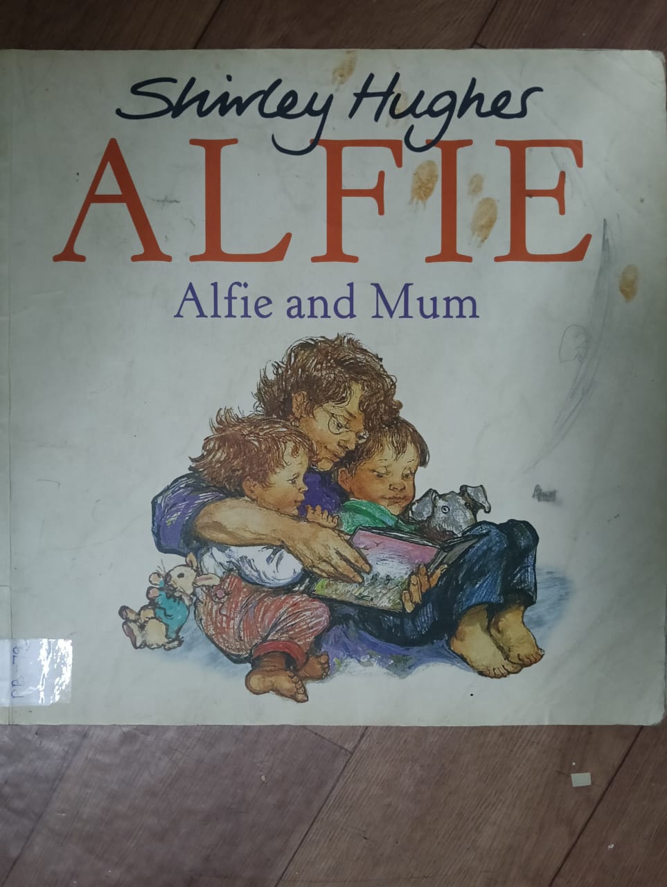 Book 28: Alfie and Mum (2016)