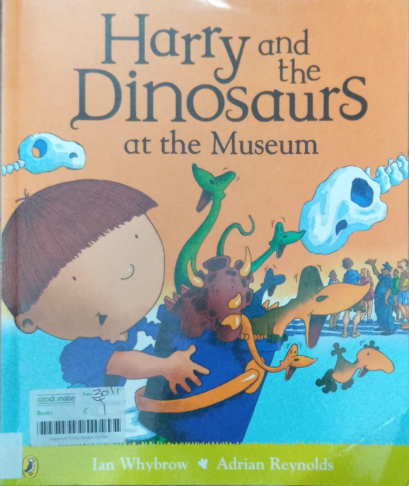 HARRY AND THE DINOSAURS AT THE MUSEUM