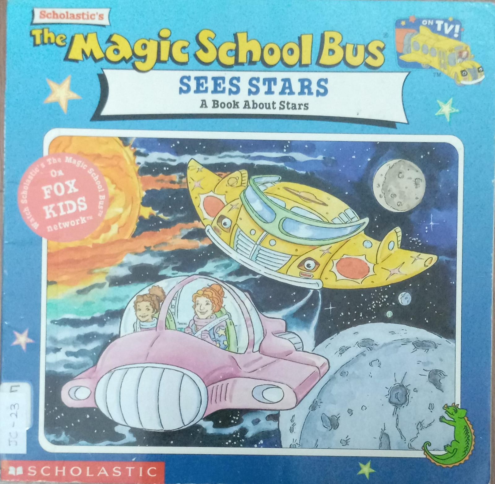 THE MAGIC SCHOOL BUS SEES STARS